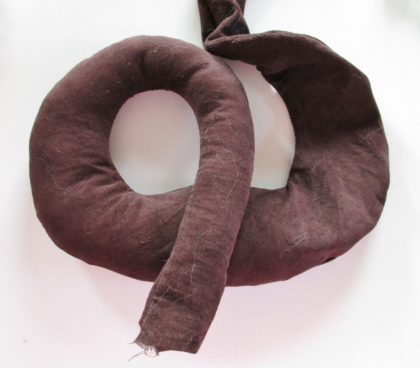 Blog-Inhaltsbild für 'Brezel - Spaß zum Oktoberfest! Wies`n Zeit ist angebrochen Nähe Dir die schönsten Brez`n selbst! Nähanleitung + Schnittmuster drei Größen Freebook'