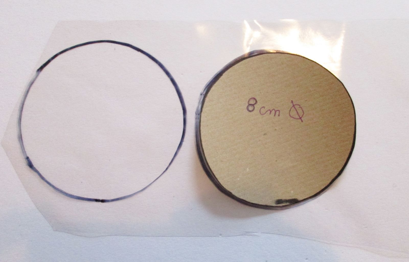 Blog-Inhaltsbild für 'Wackelaugen selbst gemacht DIY Nähe Dir ein Gesicht zum Applizieren'