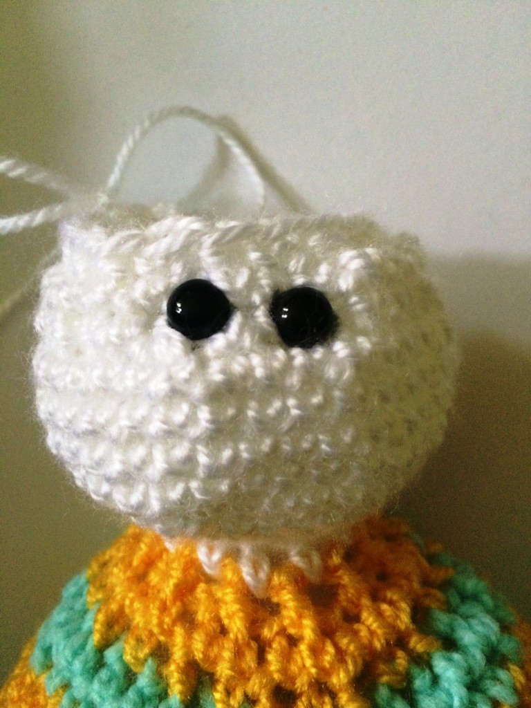 Blog-Inhaltsbild für 'Kostenlose Häkelanleitung - Buntes Osterhäschen'