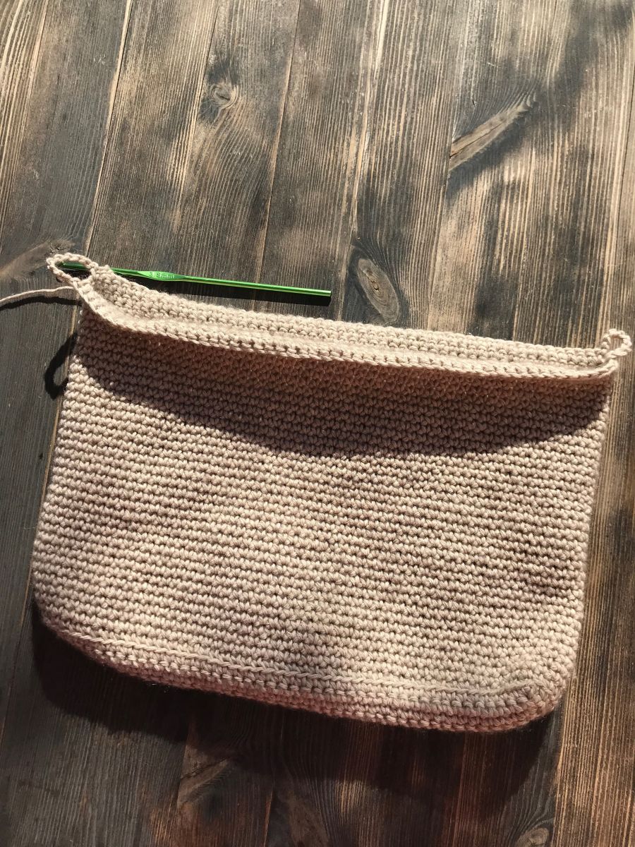 Blog-Inhaltsbild für 'Umhängetasche mit Foldover häkeln'