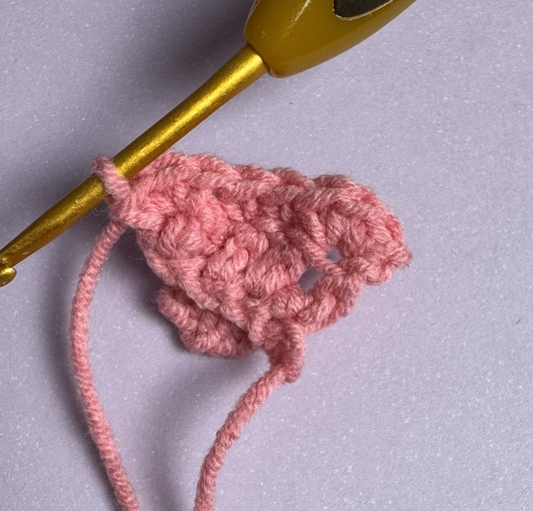 Blog-Inhaltsbild für 'Kuschelige Eulen-Wärmflasche häkeln'