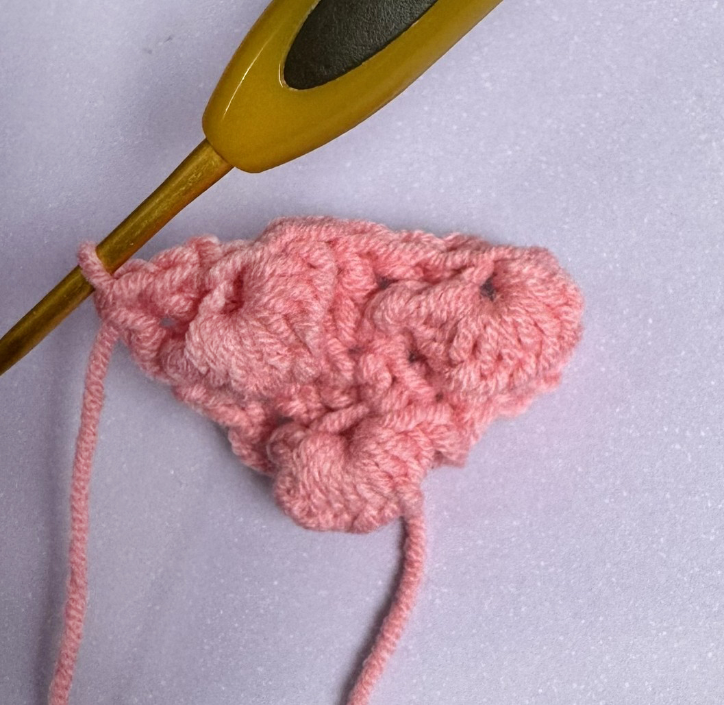 Blog-Inhaltsbild für 'Kuschelige Eulen-Wärmflasche häkeln'