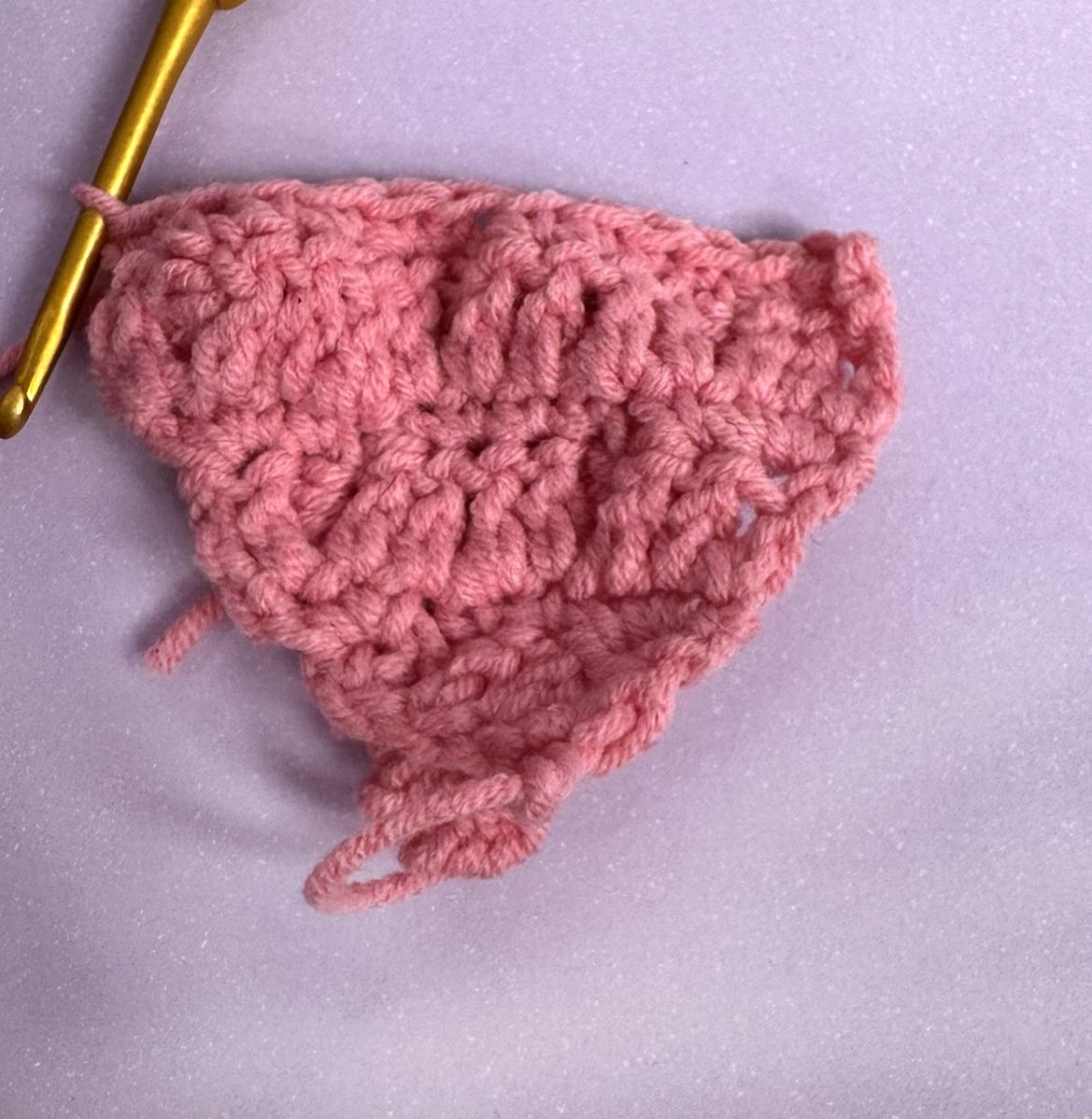 Blog-Inhaltsbild für 'Kuschelige Eulen-Wärmflasche häkeln'