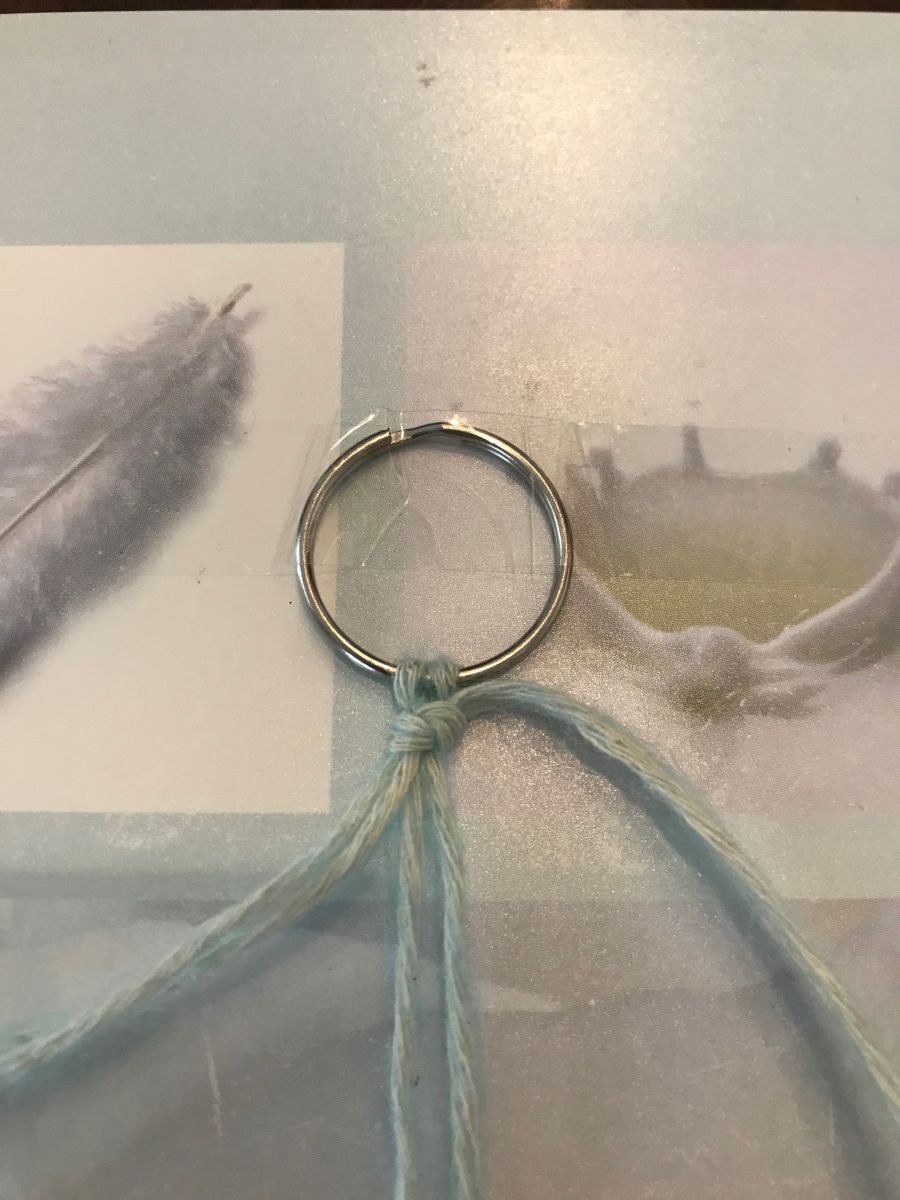 Blog-Inhaltsbild für 'Taschenbaumler Pearl knüpfen / Schlüsselanhänger'