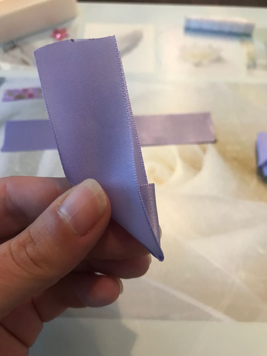 Blog-Inhaltsbild für 'Satinschleifen *1 Haarspangen Bastelanleitung'