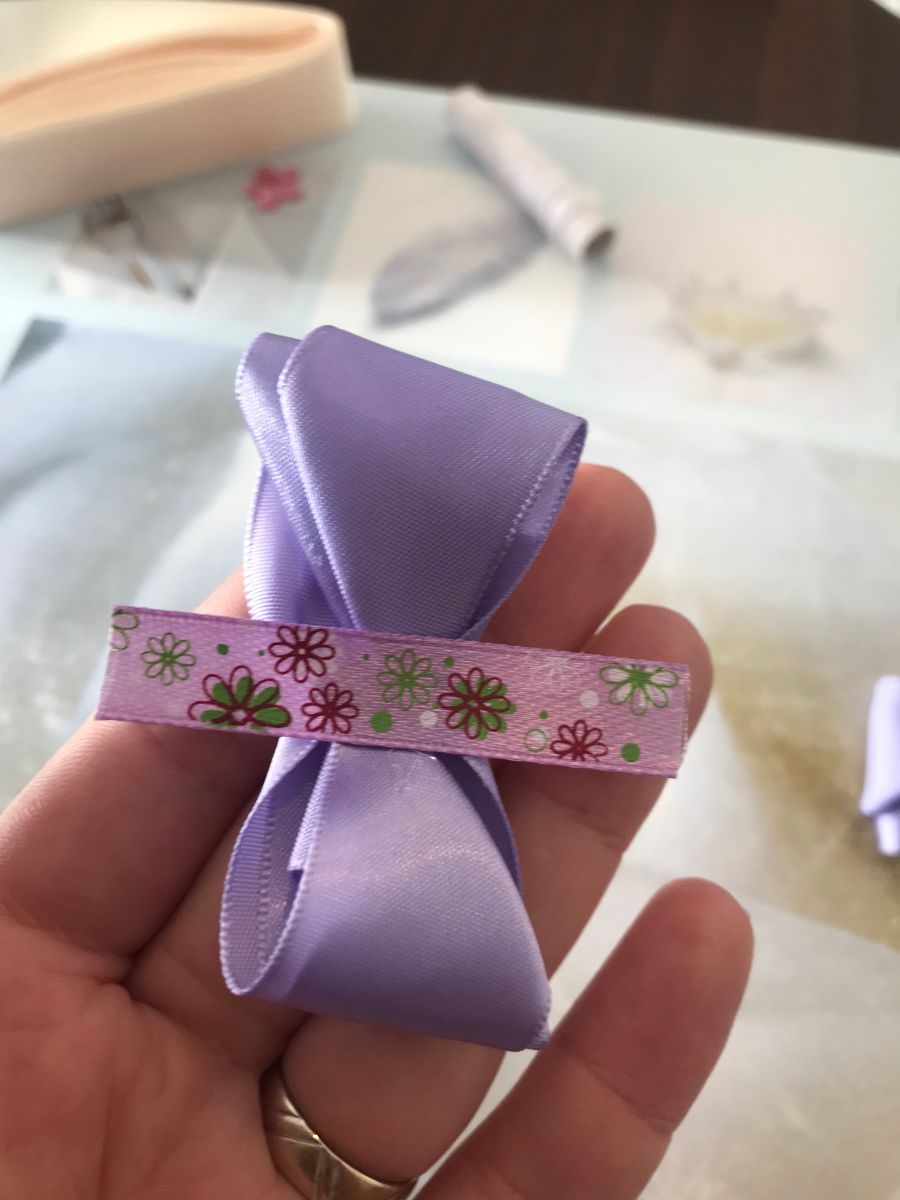 Blog-Inhaltsbild für 'Satinschleifen *1 Haarspangen Bastelanleitung'