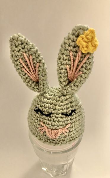 Blog-Inhaltsbild für 'Kostenlose Häkelanleitung Hasen-Eierwärmer'