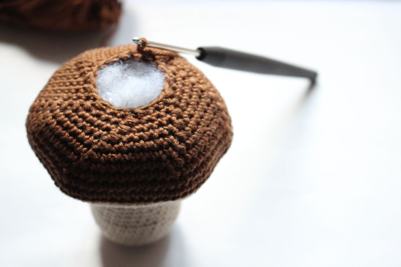 Blog-Inhaltsbild für 'Ü-Ei Pilz Häkelanleitung'