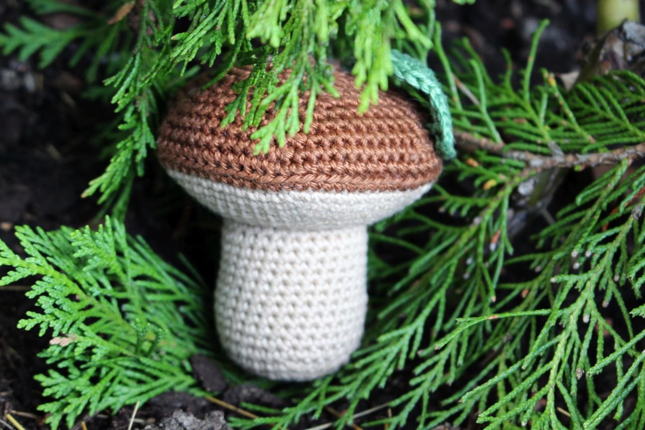 Blog-Inhaltsbild für 'Ü-Ei Pilz Häkelanleitung'