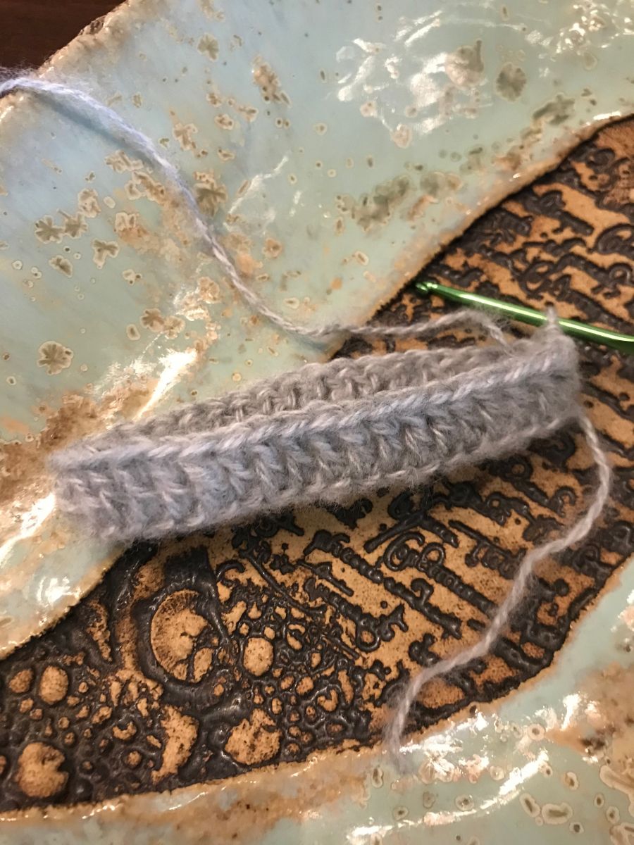 Blog-Inhaltsbild für 'einfache Armstulpen / Pulswärmer häkeln'