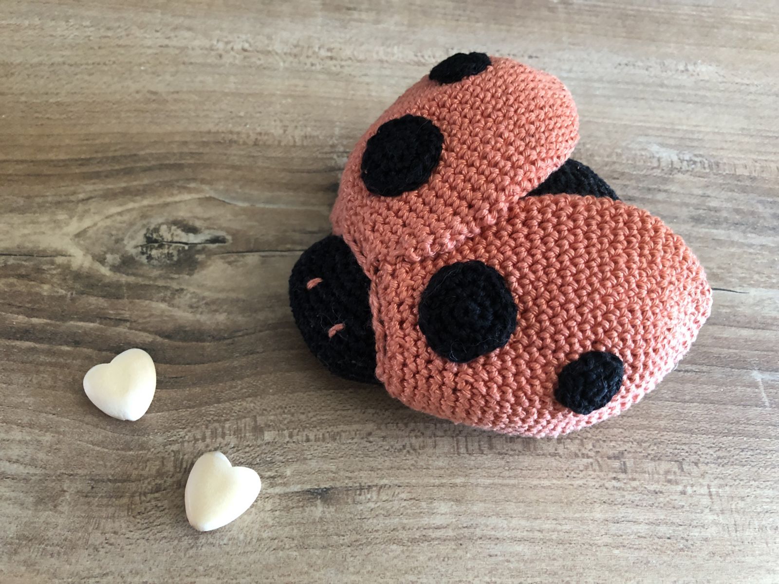 Blog-Inhaltsbild für 'Baby-Wickeln mit Häkelideen zu etwas Besonderem machen'