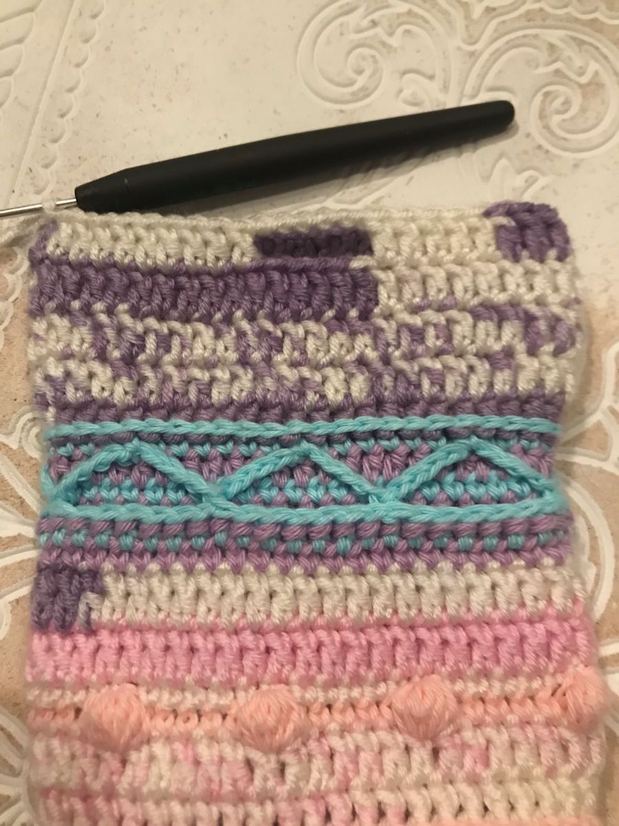 Blog-Inhaltsbild für 'Stulpen häkeln Pastell'