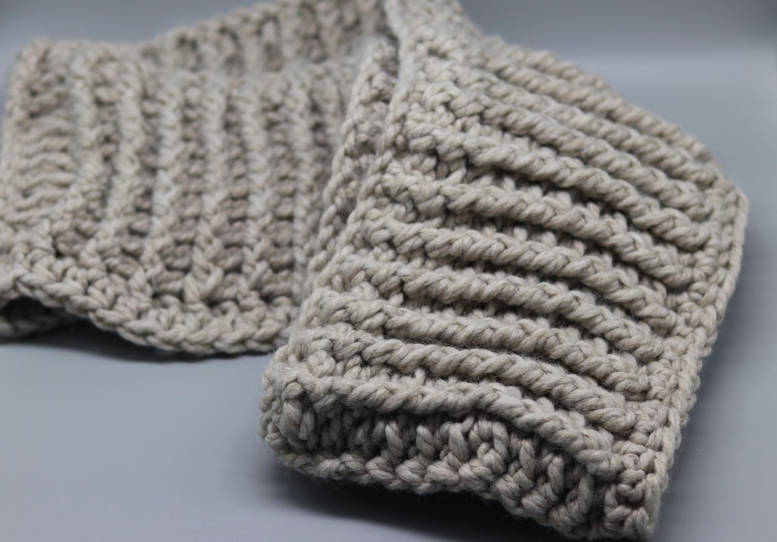 Blog-Inhaltsbild für 'Kostenlose Häkelanleitung für den XXL Loop'