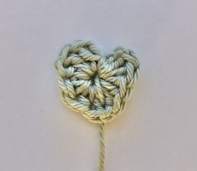 Blog-Inhaltsbild für 'Kostenlose Häkelanleitung Nilpferd Ballerina'