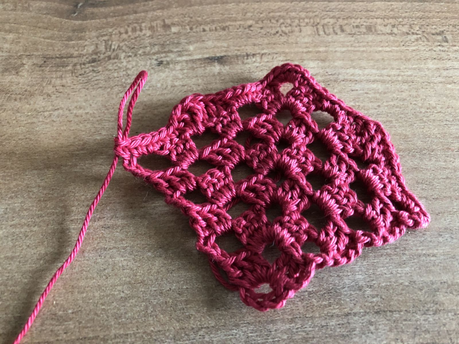 Blog-Inhaltsbild für 'Warum selbstgemachte Geschenke mehr Liebe enthalten - einen Adventskalender voller Liebe häkeln'