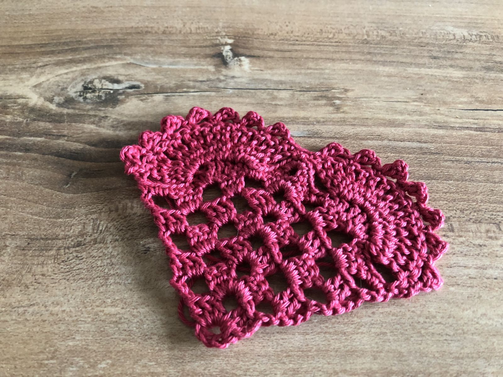 Blog-Inhaltsbild für 'Warum selbstgemachte Geschenke mehr Liebe enthalten - einen Adventskalender voller Liebe häkeln'