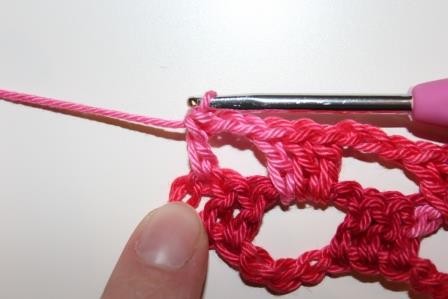 Blog-Inhaltsbild für 'Gratis Häkelanleitung Windlicht-Deko &quot;Kirschblüte&quot;'