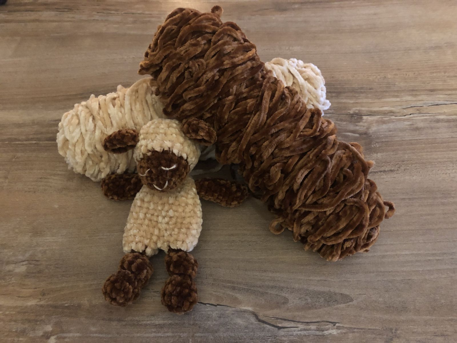 Blog content image for 'The right yarn for babies - crochet baby scarves'