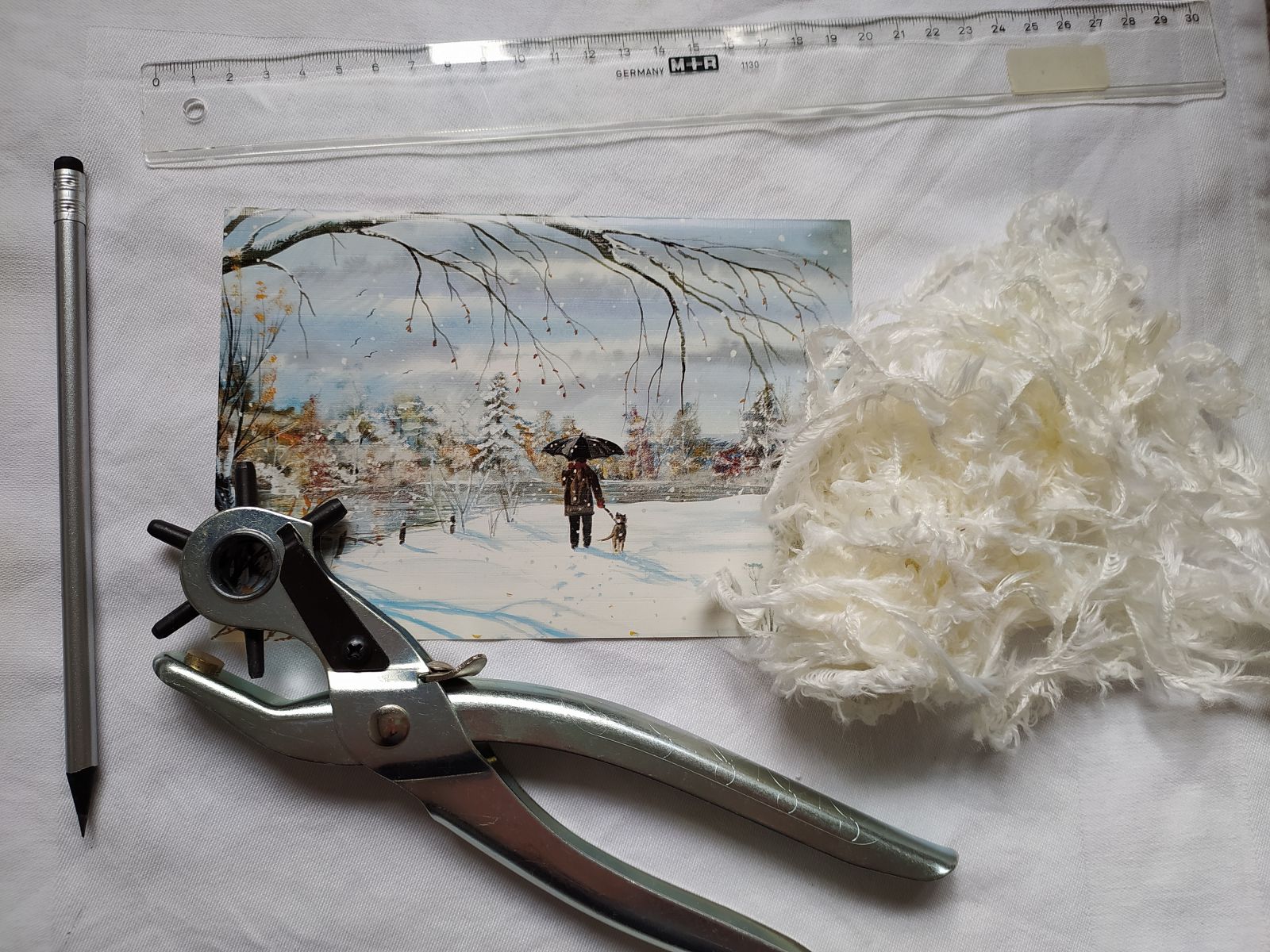 Blog-Inhaltsbild für 'Kostenlose Häkel- und Bastelanleitung für das Umhäkeln von Bilder / Postkarten'