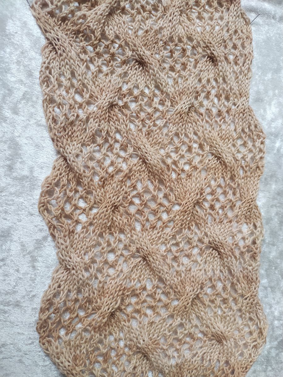 Blog-Inhaltsbild für 'Strickanleitung Sommerschal Klein und Leicht -'