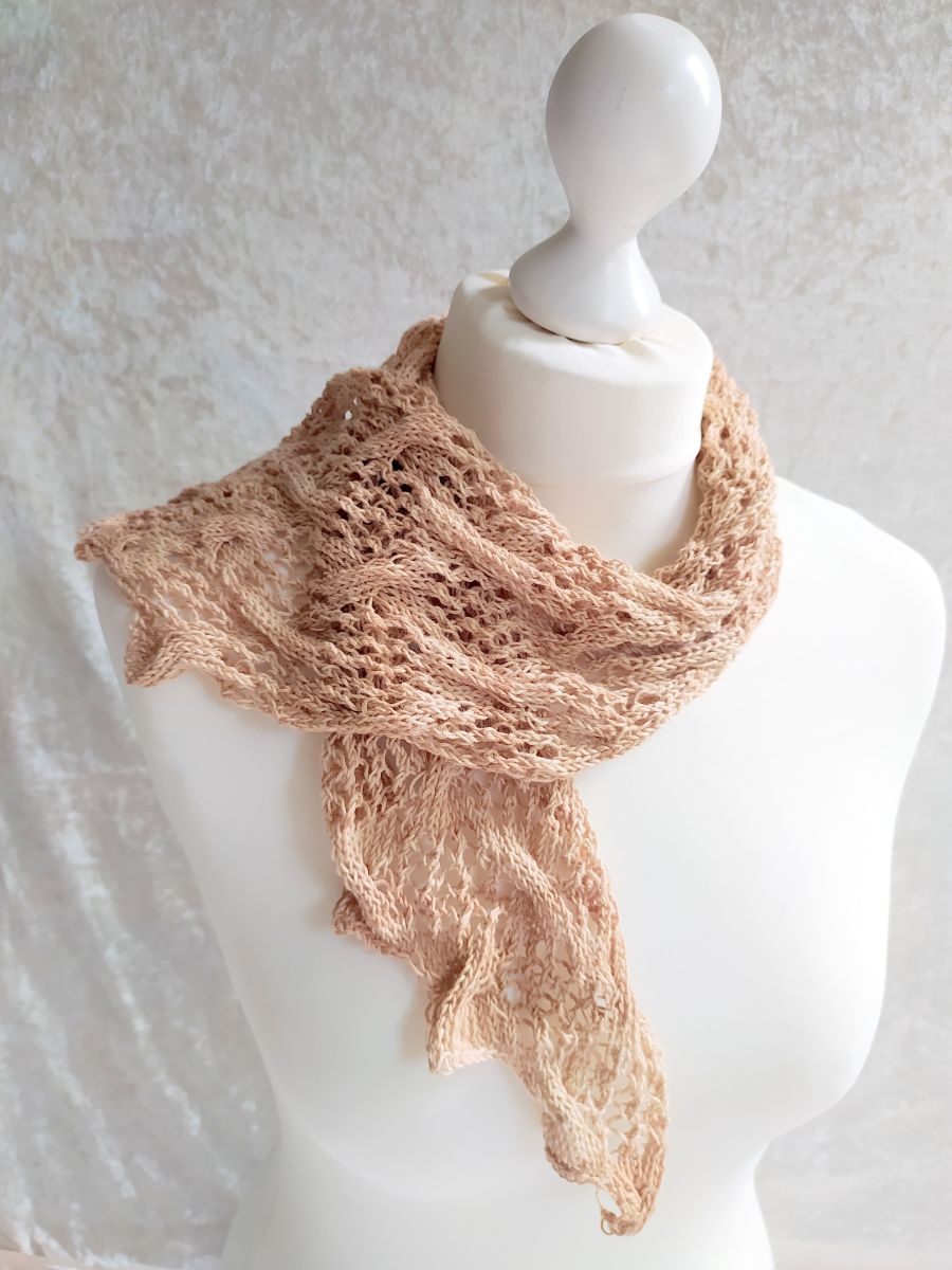 Blog-Inhaltsbild für 'Strickanleitung Sommerschal Klein und Leicht -'