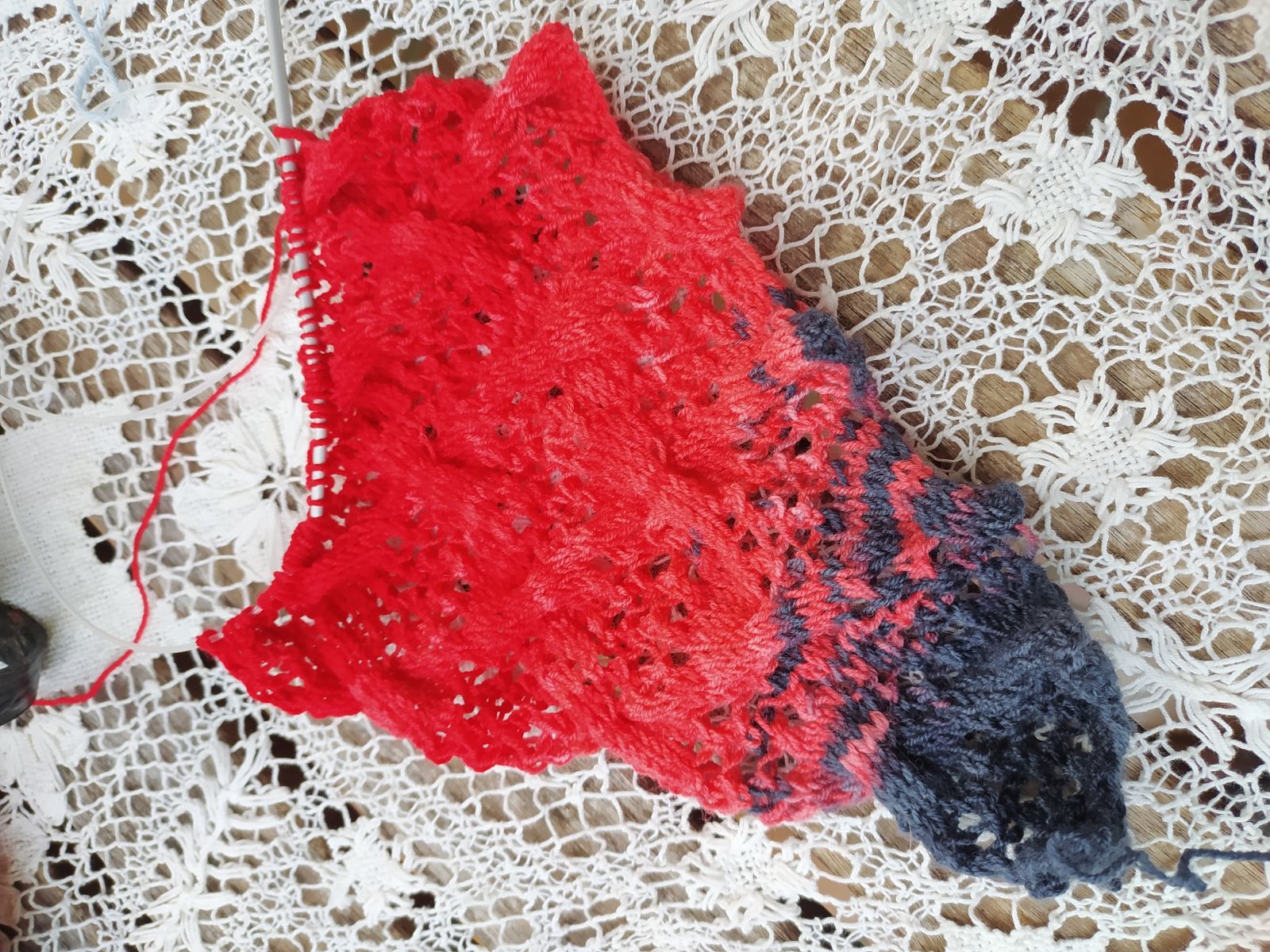 Blog-Inhaltsbild für 'Strickanleitung Sommerschal Klein und Leicht -'