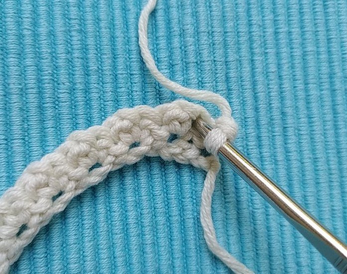 Blog-Inhaltsbild für 'Anleitung für sehr festes dichtes Häkelmuster'