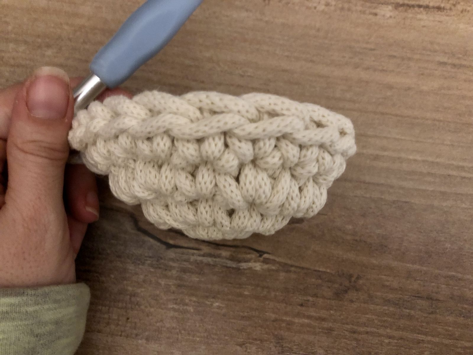 Blog-Inhaltsbild für 'Baby-Wickeln mit Häkelideen zu etwas Besonderem machen'