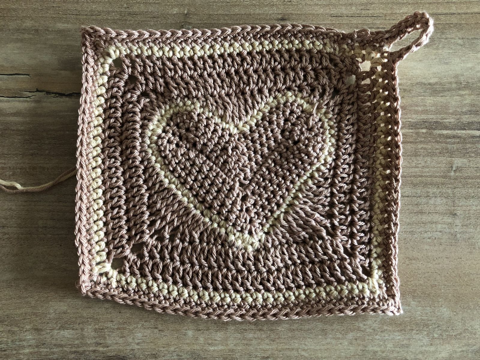 Blog-Inhaltsbild für 'Crochet washcloths - tips and tricks for baby care'