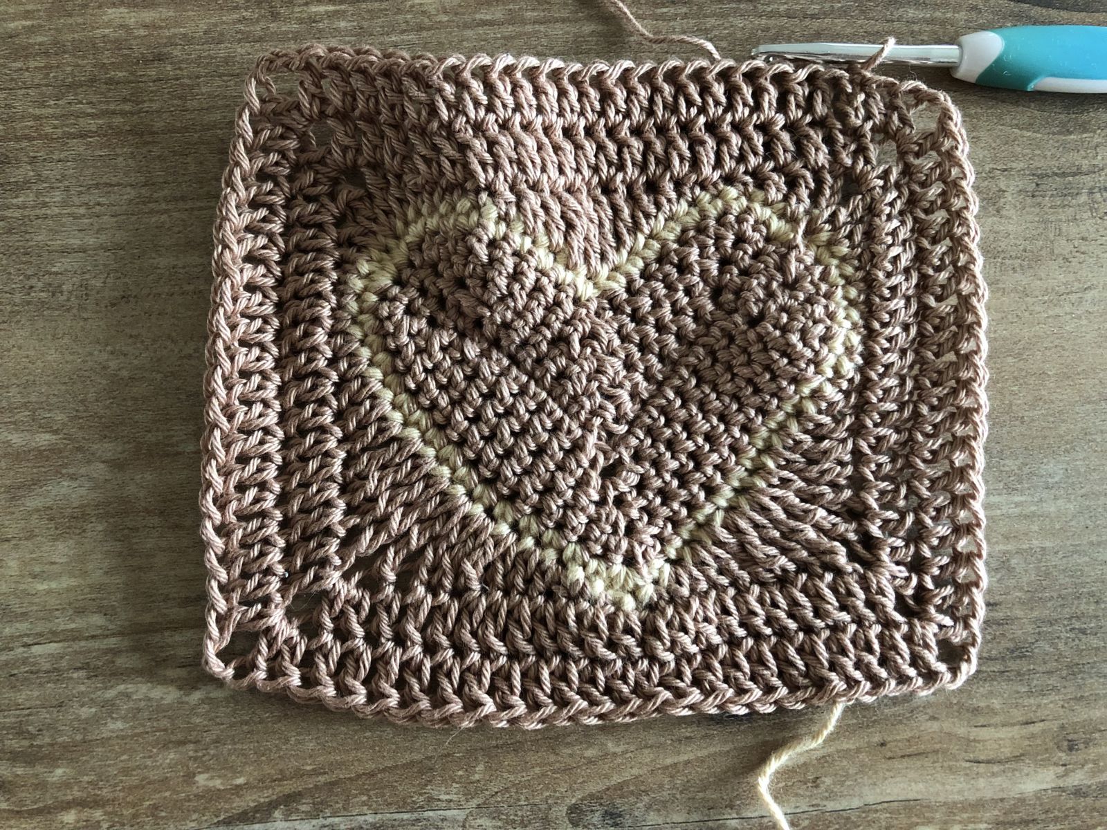 Blog-Inhaltsbild für 'Crochet washcloths - tips and tricks for baby care'