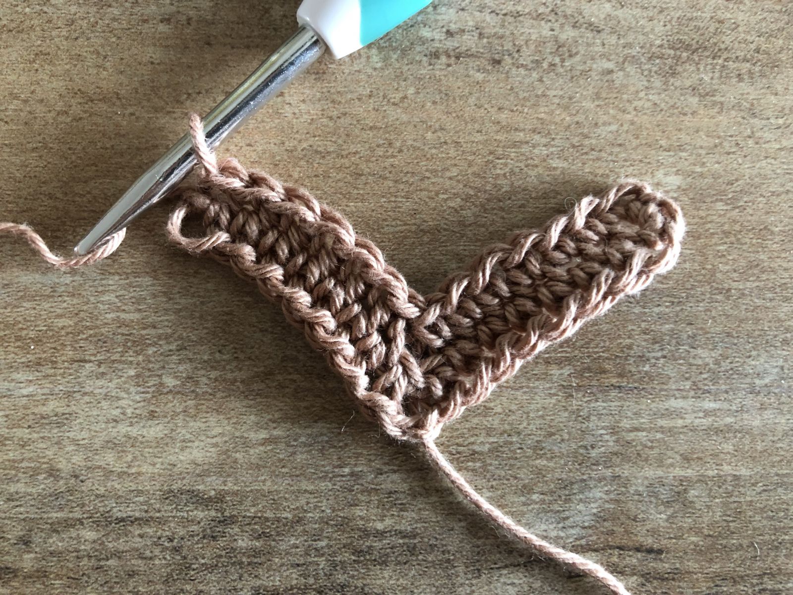 Blog-Inhaltsbild für 'Crochet washcloths - tips and tricks for baby care'