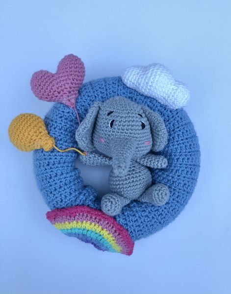 Blog-Inhaltsbild für 'Häkelanleitung Elefanten-Kranz'