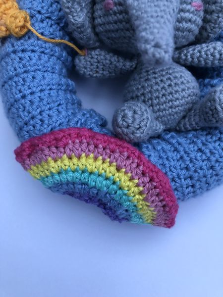 Blog-Inhaltsbild für 'Häkelanleitung Elefanten-Kranz'