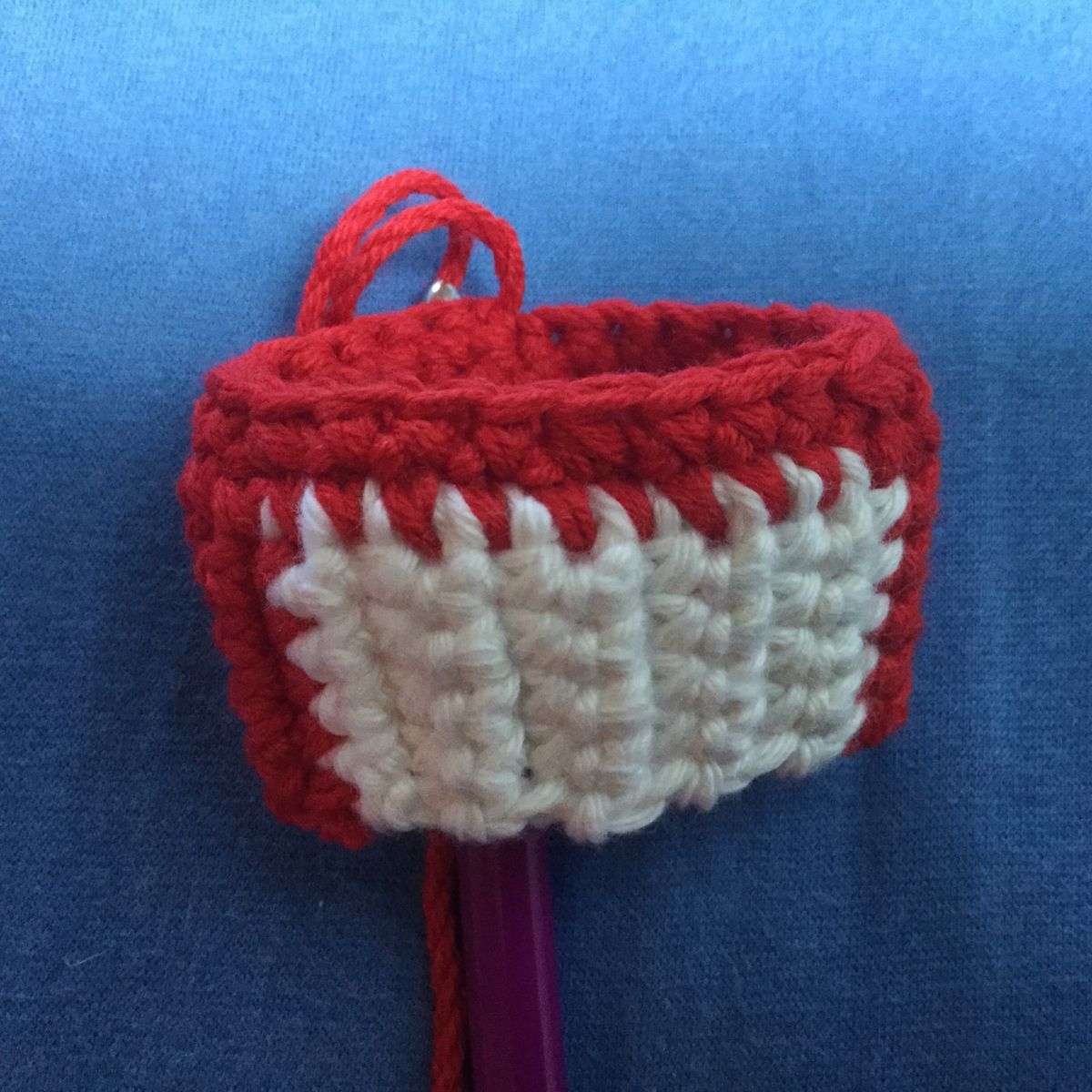 Blog-Inhaltsbild für 'kostenlose Häkelanleitung Amigurumi Roboter'