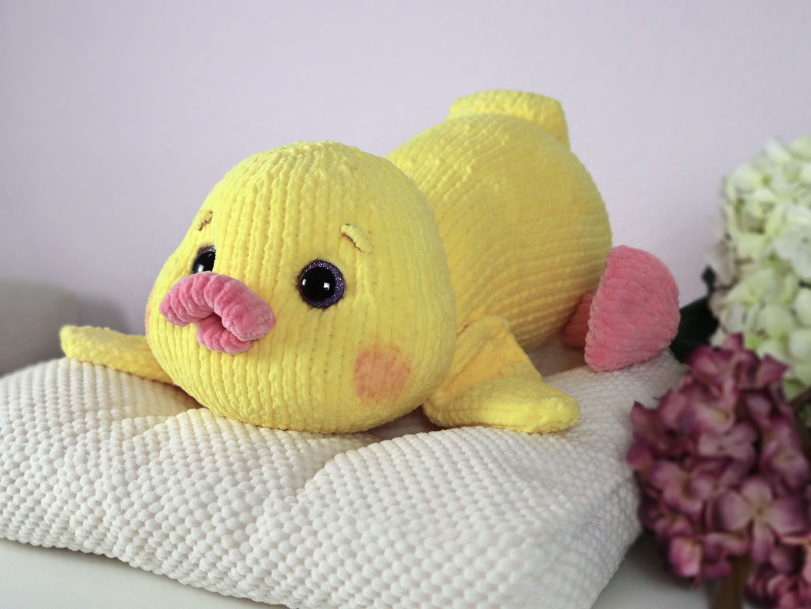 Blog content image for 'A knitted Duckling'