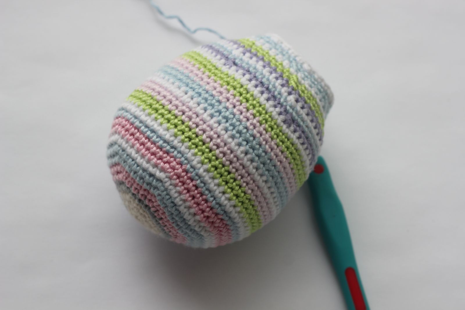 Blog-Inhaltsbild für 'Wichtel häkeln. Kostenlose Häkelanleitung für Karottenwichtel'