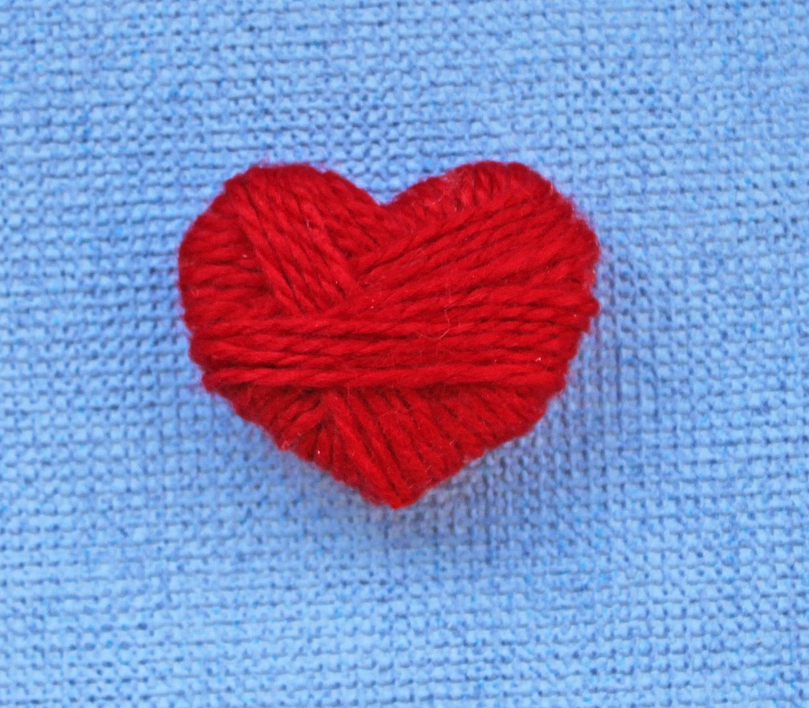 Blog content image for 'Heart & crochet hook brooch'