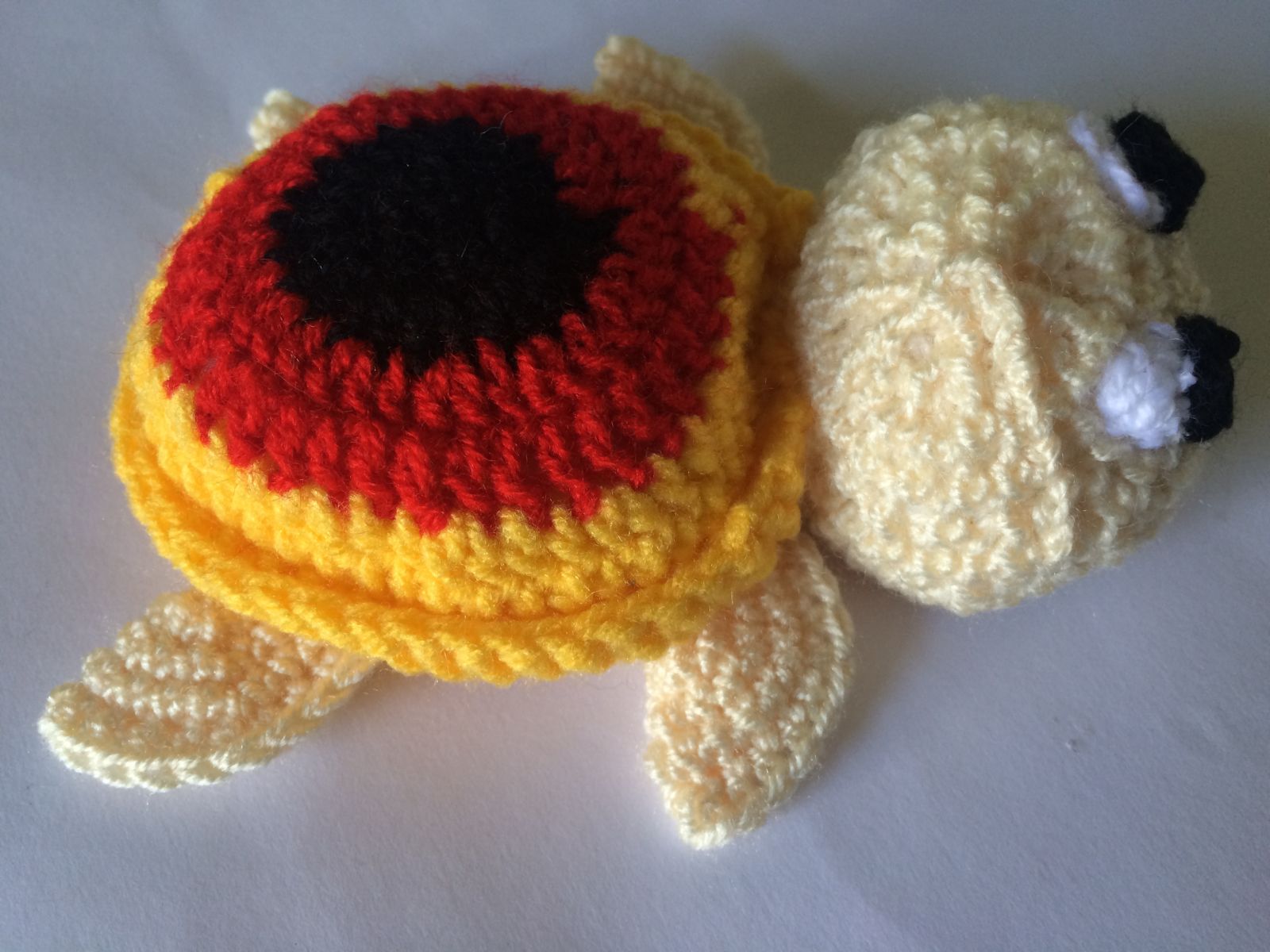 Blog-Inhaltsbild für 'Kostenlose Häkelanleitung - Kleine Fan-Schildkröte'