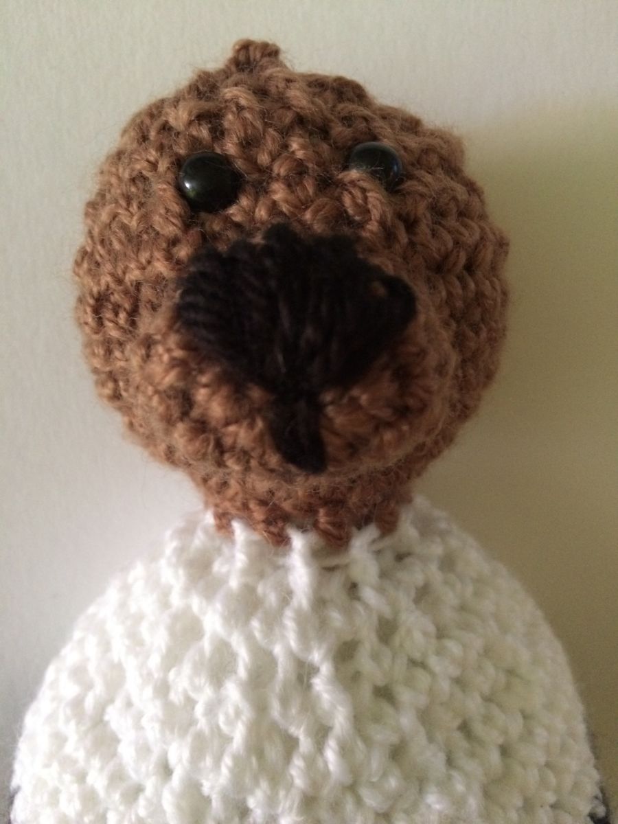 Blog-Inhaltsbild für 'Kostenlose Häkelanleitung - Kleines Fan-Bärchen'