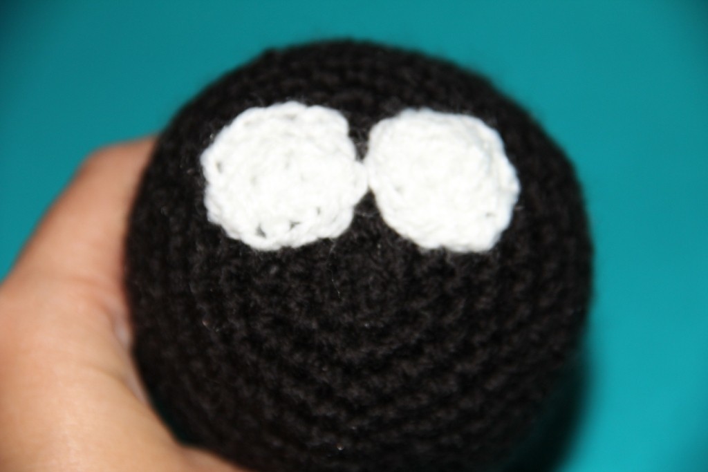 Blog-Inhaltsbild für 'Kostenlose Häkelanleitung - Kleiner Pinguin und sein Kuschelstern'