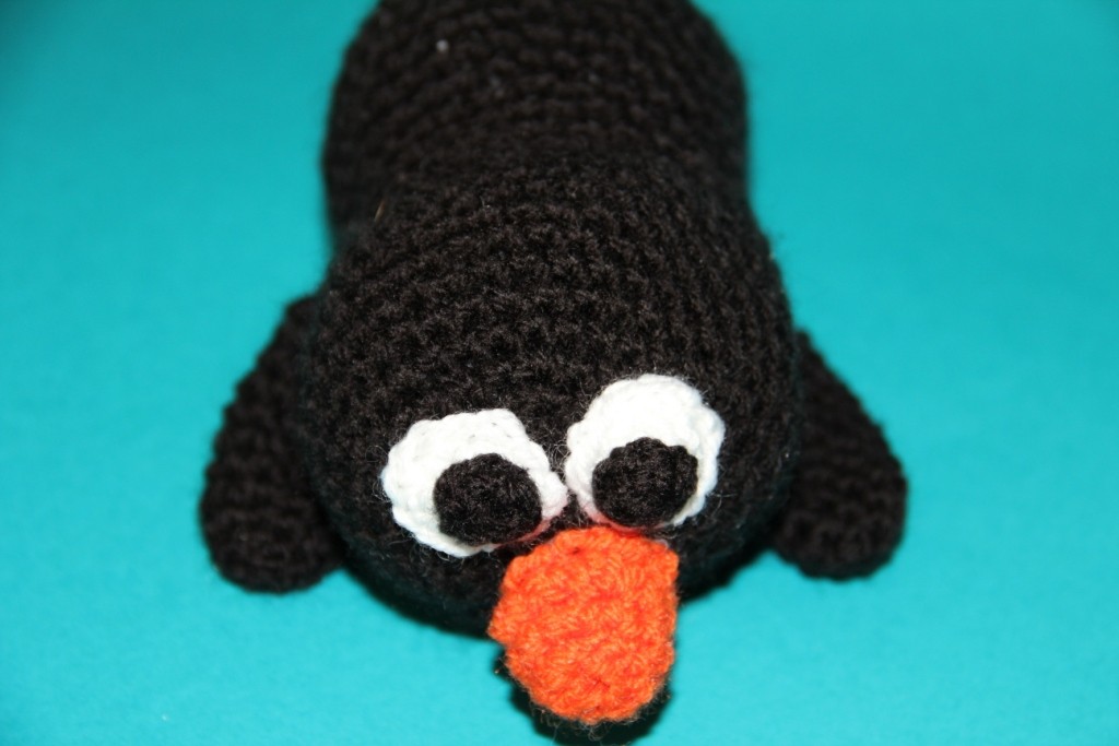 Blog-Inhaltsbild für 'Kostenlose Häkelanleitung - Kleiner Pinguin und sein Kuschelstern'