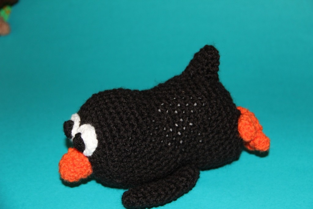 Blog-Inhaltsbild für 'Kostenlose Häkelanleitung - Kleiner Pinguin und sein Kuschelstern'