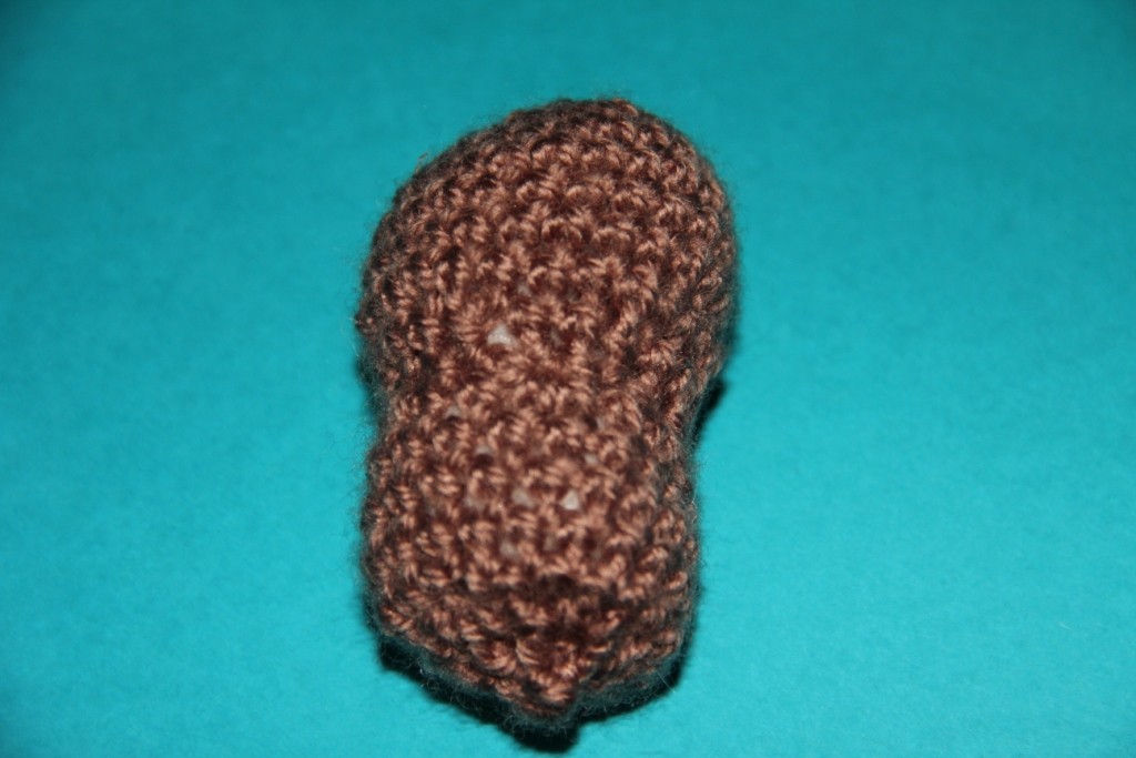 Blog-Inhaltsbild für 'Kostenlose Häkelanleitung - Kleines Lebkuchenmännchen als Schlüsselanhänger oder Taschenbaumler'