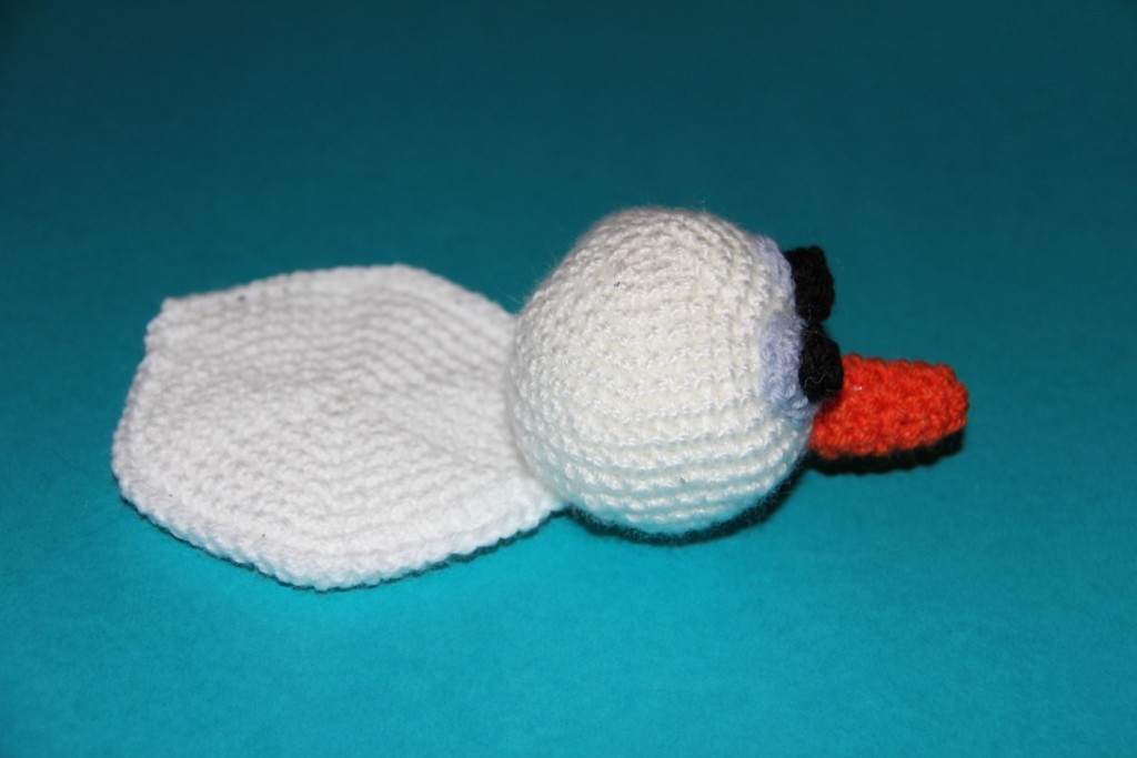 Blog-Inhaltsbild für 'Kostenlose Häkelanleitung - Geschenkidee - Kleiner Schneemann als Untersetzer'