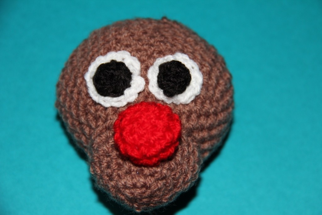 Blog-Inhaltsbild für 'Kostenlose Häkelanleitung - Geschenkidee - Kleines Rentier als Untersetzer'