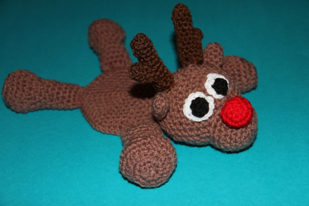 Blog-Inhaltsbild für 'Kostenlose Häkelanleitung - Geschenkidee - Kleines Rentier als Untersetzer'