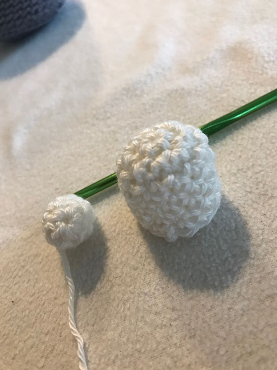 Blog-Inhaltsbild für 'Hase mit Korb häkeln'