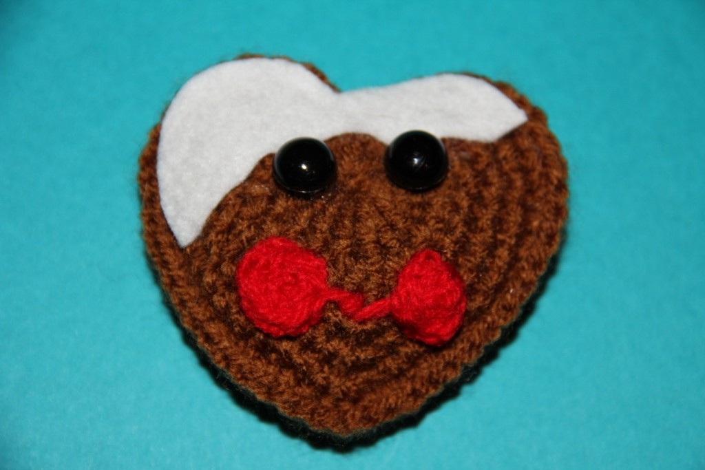 Blog-Inhaltsbild für 'Kostenlose Häkelanleitung - Kleine gehäkelte Lebkuchenanhänger'