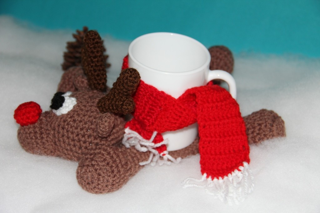 Blog-Inhaltsbild für 'Kostenlose Häkelanleitung - Geschenkidee - Kleines Rentier als Untersetzer'