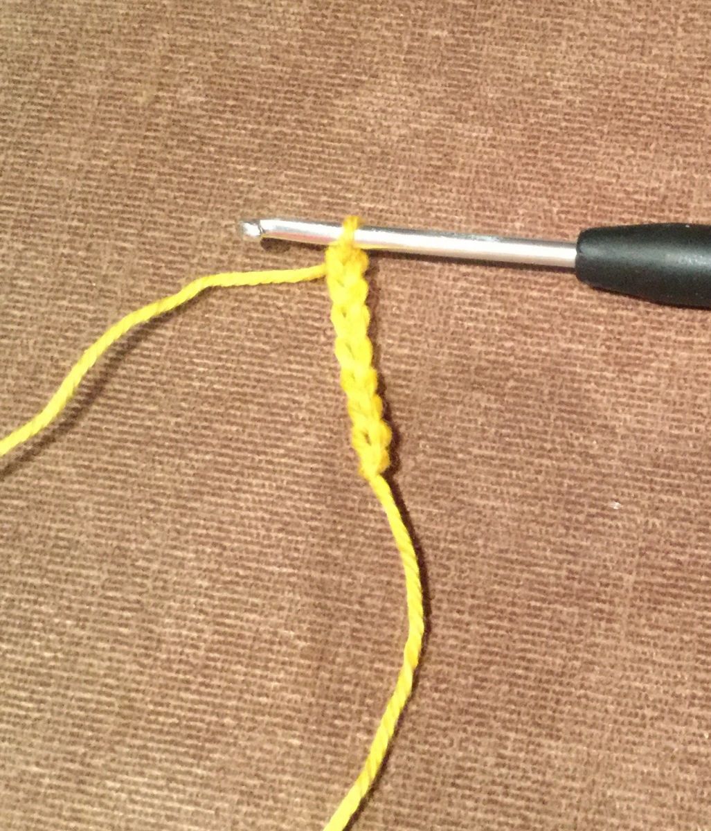 Blog-Inhaltsbild für 'kostenlose Häkelanleitung Wendeküken „Pieps“'